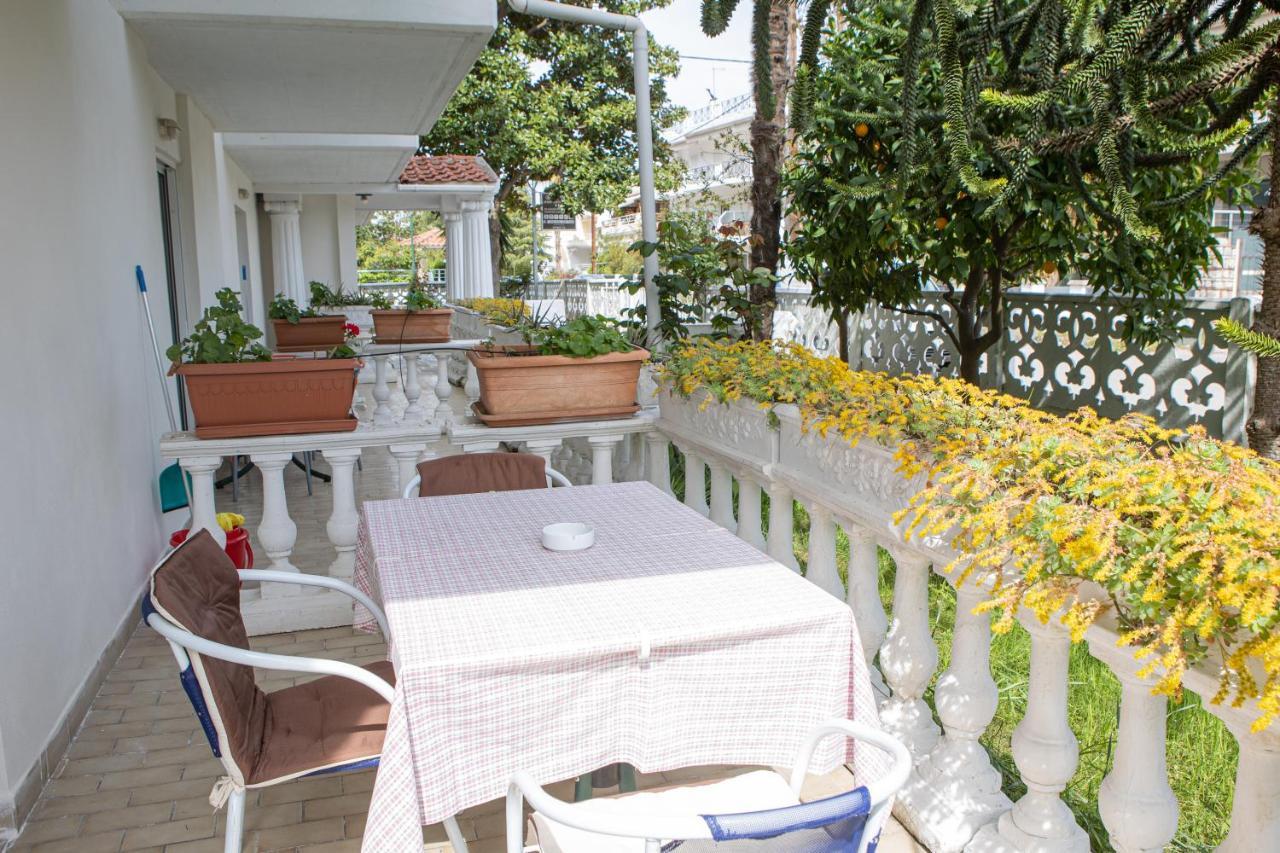 Ronzi Apartments กาเมนาวูร์ลา ภายนอก รูปภาพ