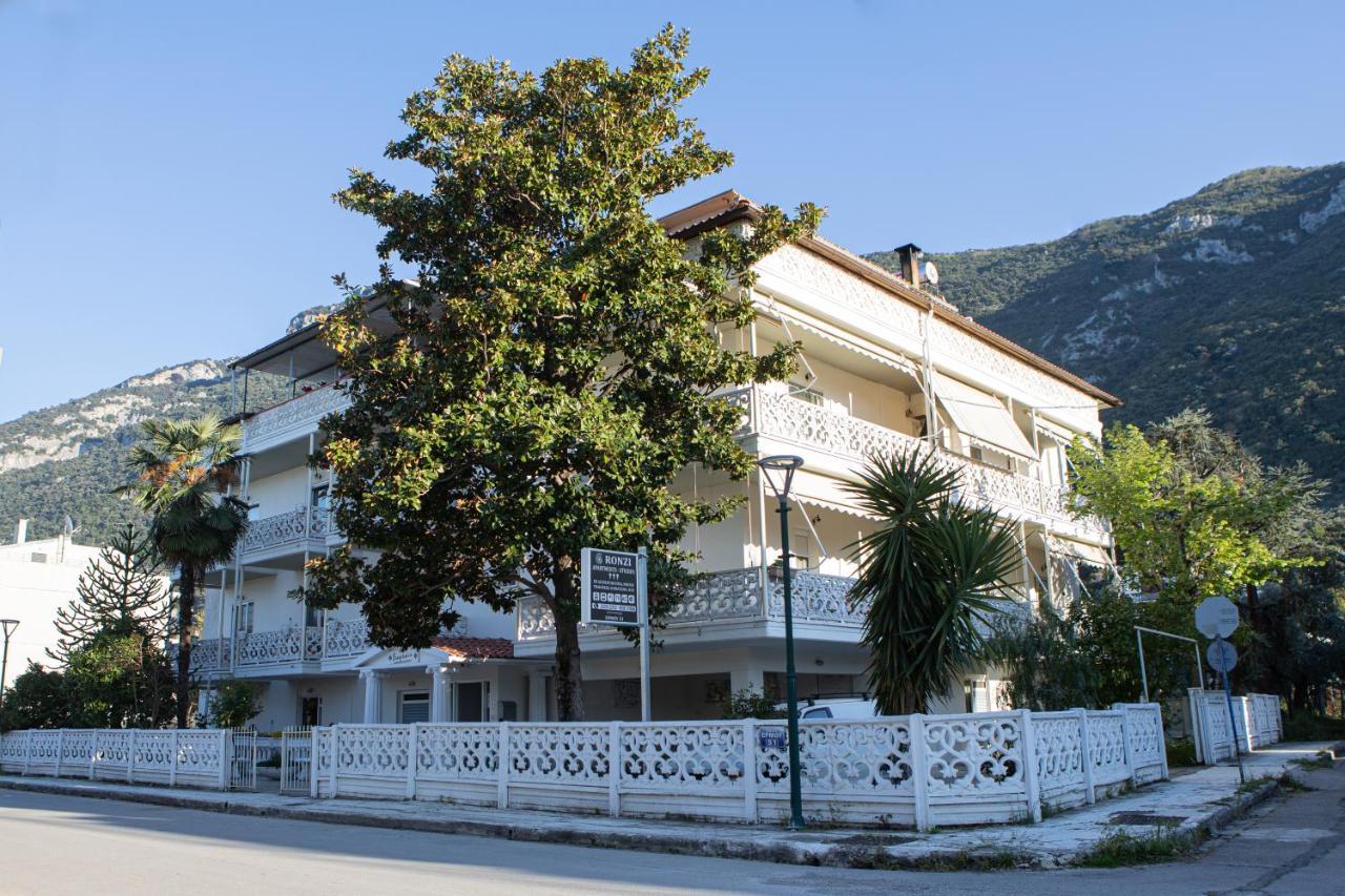 Ronzi Apartments กาเมนาวูร์ลา ภายนอก รูปภาพ