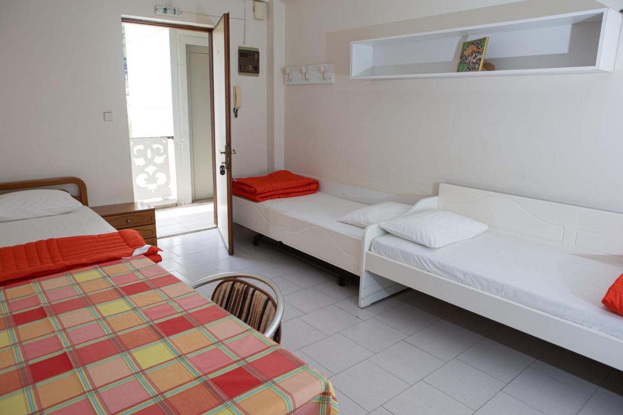 Ronzi Apartments กาเมนาวูร์ลา ภายนอก รูปภาพ